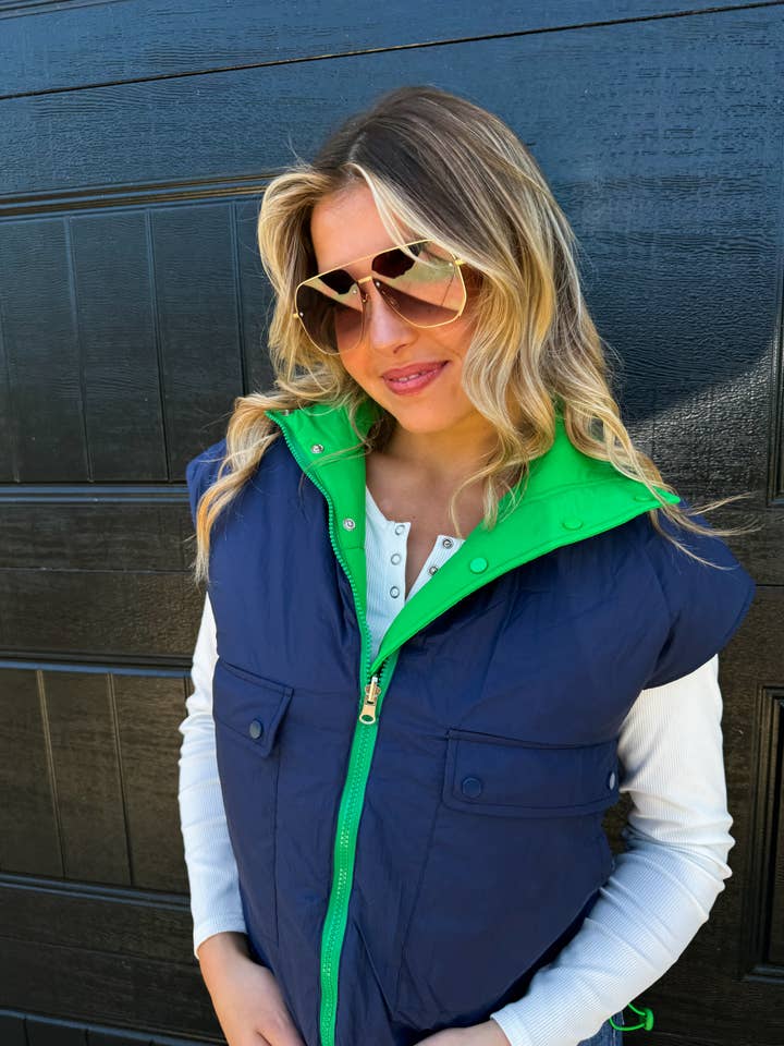 BLAKELEY - Wholesale Outerwear Vest - Women's - MADDOX REVERSIBLE PUFFER VEST