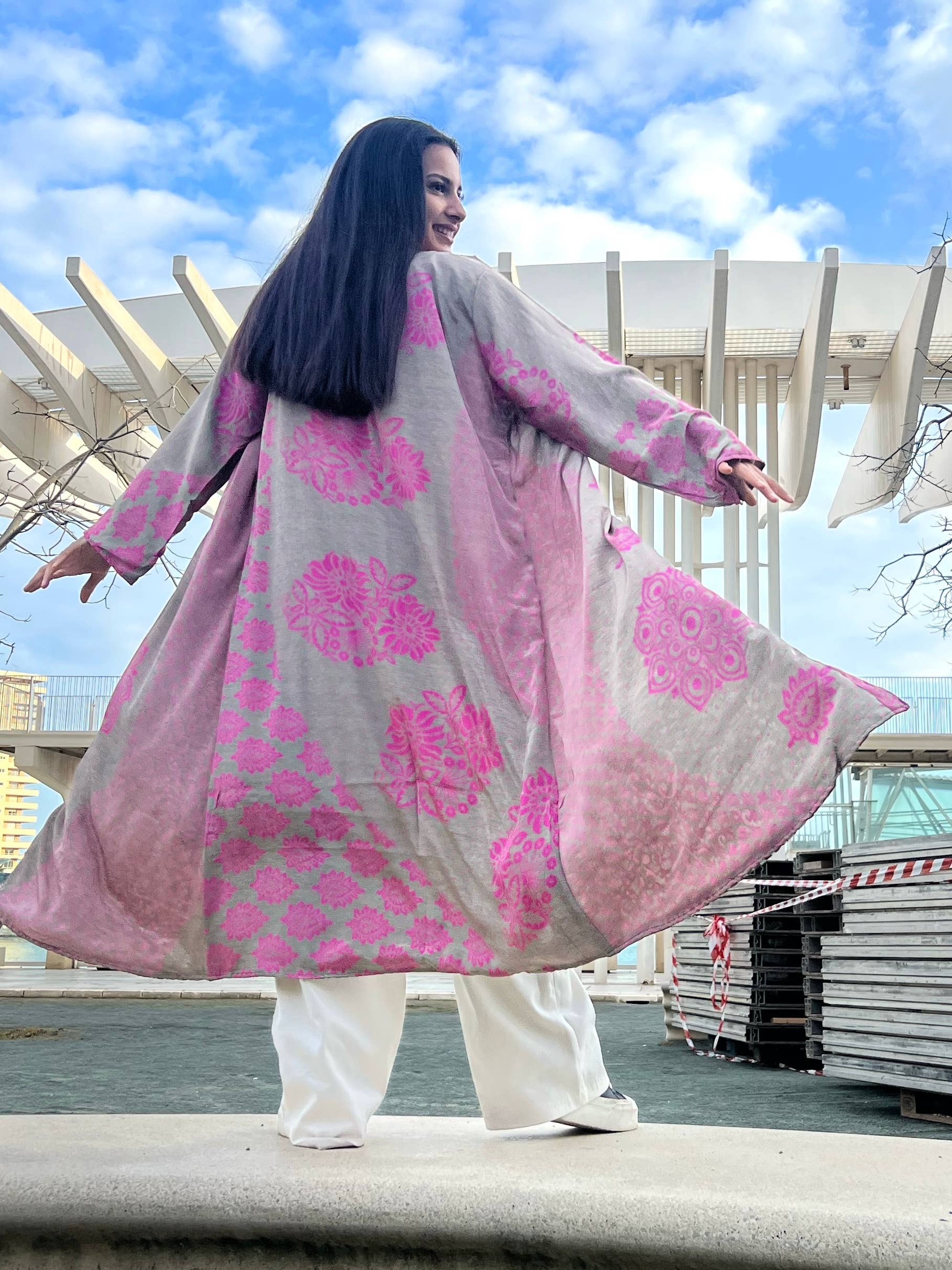 Kinomy – Engroshandel Kimono - Dame – Vendbare kimonos til kvinder, 10 lange og 10 korte - pakke med 203