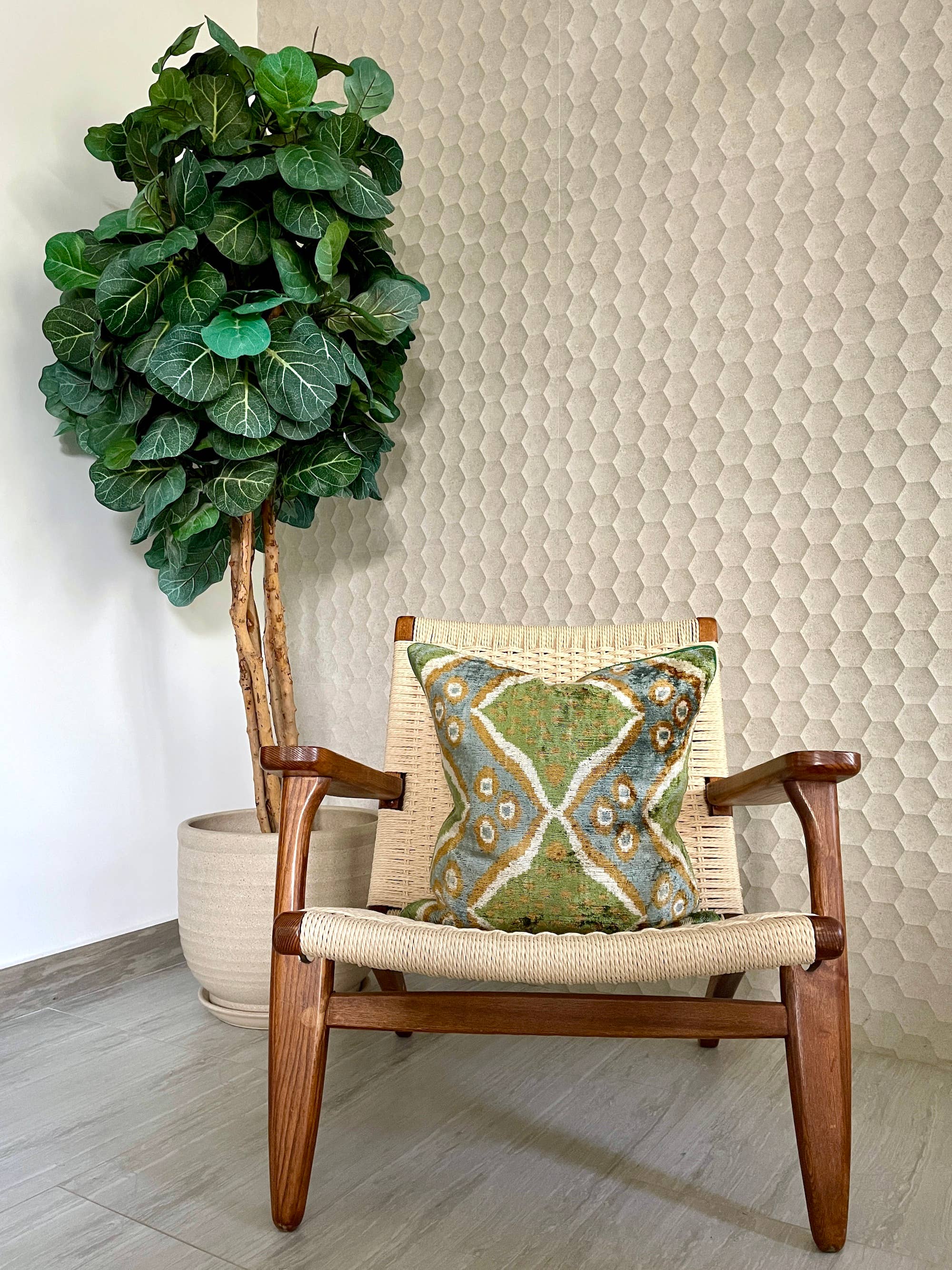 Mila∞Miro by Emelie - Wholesale Throw/Decorative Pillow - Velvet Ikat Cushion Roots | Velvet Ikat Pillow Cover6