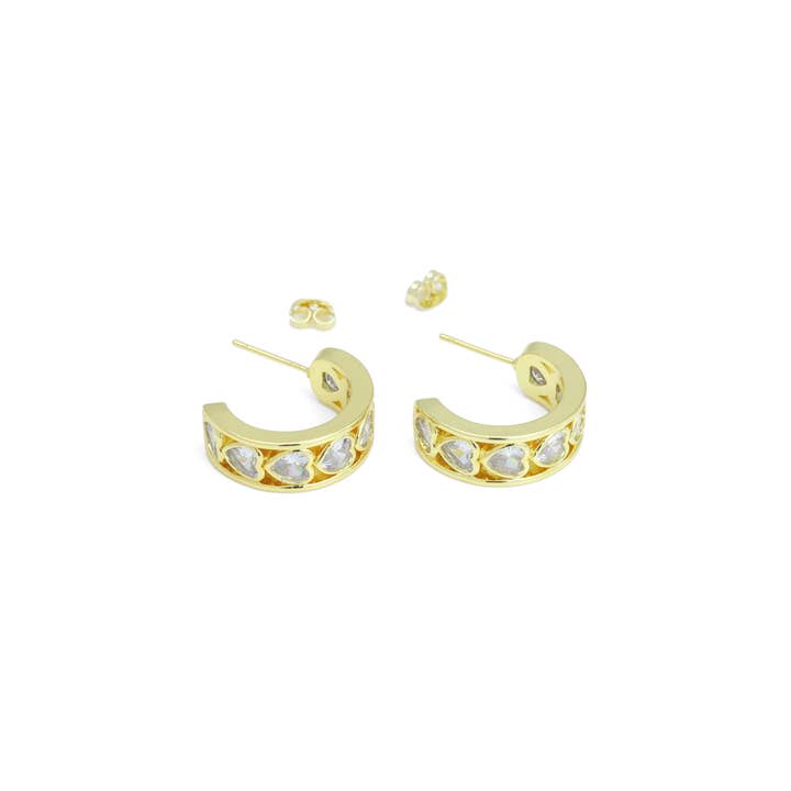 BestBeads&Beyond – Großhandel Hoops – Dickes CZ-Herz, durchsichtiges Herz, dicke Hoops, Artikelnummer #LX671
