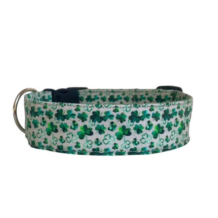 Aquarell-Kleeblatt-Hundehalsband von Duke & Fox® für den Großhandel von Duke & Fox
