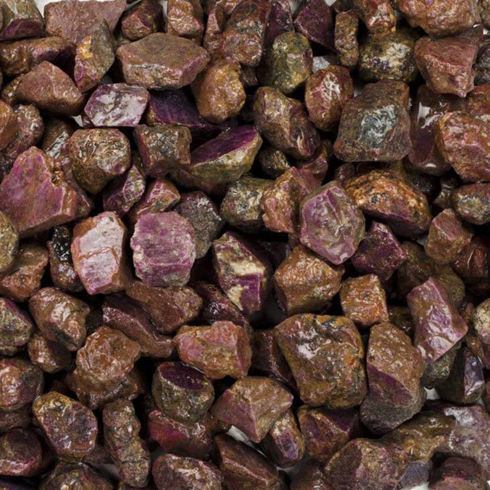 Fantasia Mining – wholesale Andlig sten/kristall – Grov korund Ruby HG - Indien - Råa naturstenar (1 lb)3