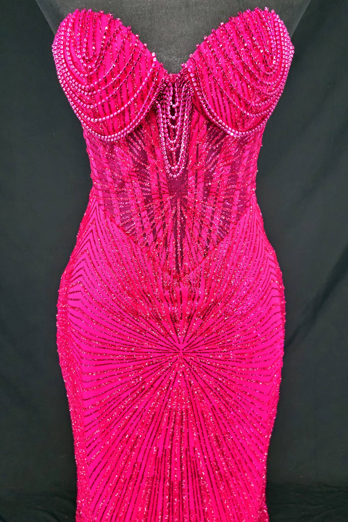 Chicas - Wholesale Gown - Women's - Long sparkling mermaid dress with hanging jewels CF00156