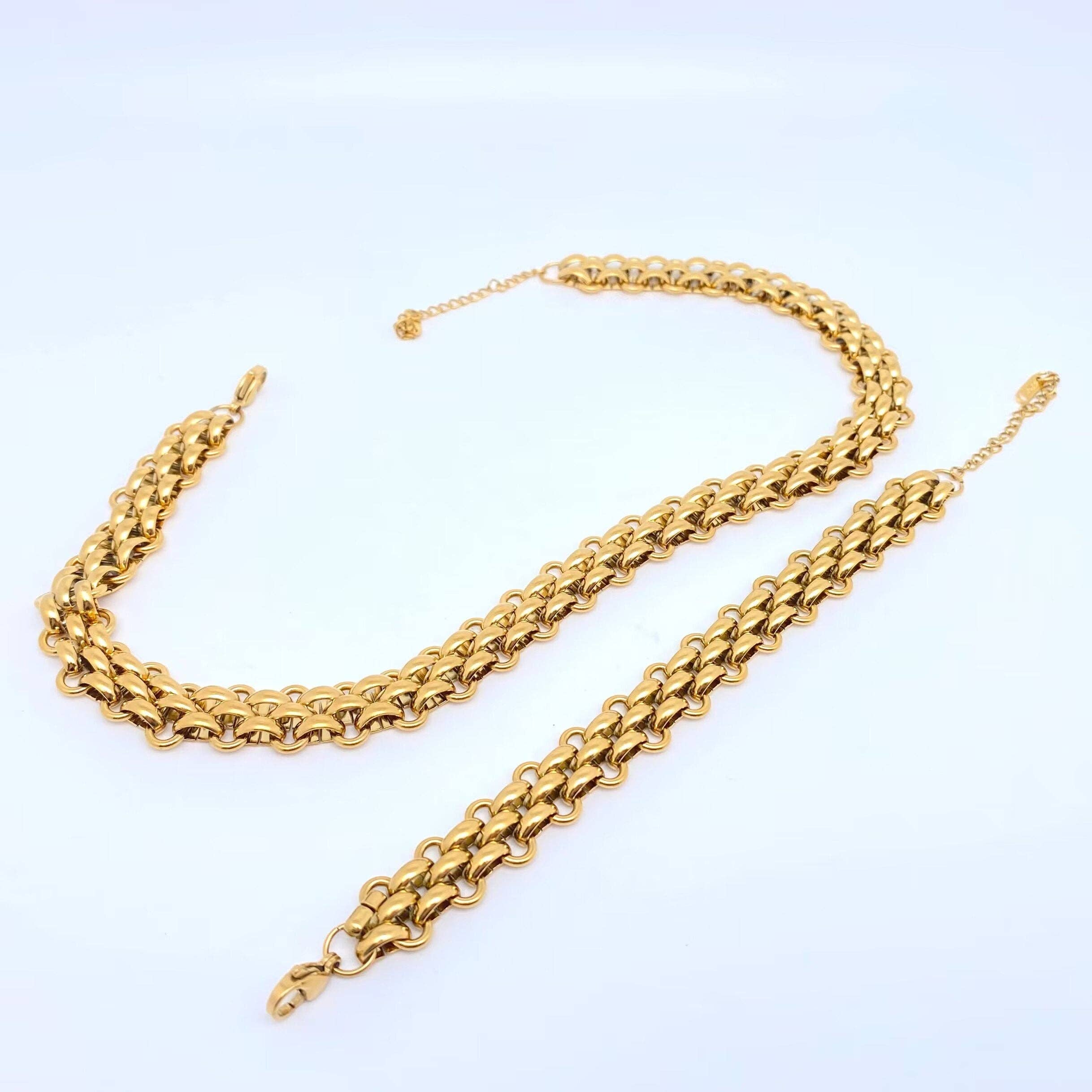 Mio Queena – Engroshandel Smykkesæt – Håndsamlet halskæde og armbånd i rustfrit stål med 18K guldbelægning3