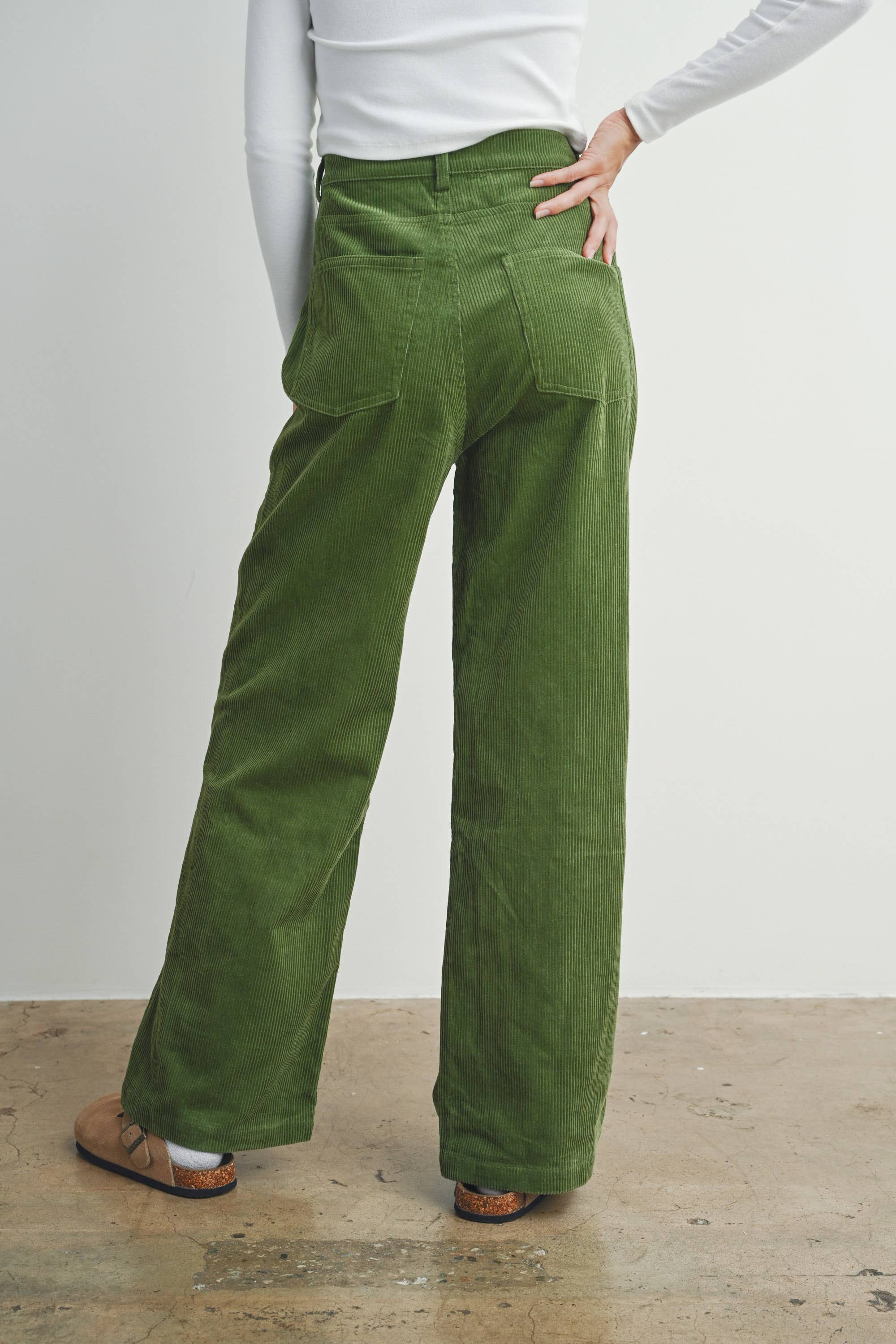 BUTTERMELON - Vendita all'ingrosso Pantalone - Donna - Pantaloni in velluto a coste con tasche - BMP722424