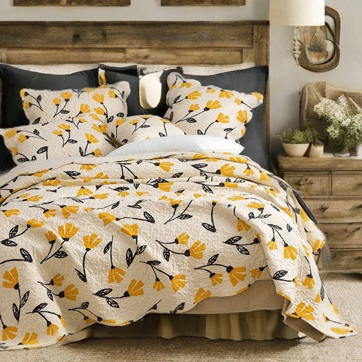 DaDalogy Bedding - Wholesale Bedding Set - DaDa Bedding Yellow Fleur Floral Golden Orange Ivory Cream Scalloped Bedspread Set (18112)4
