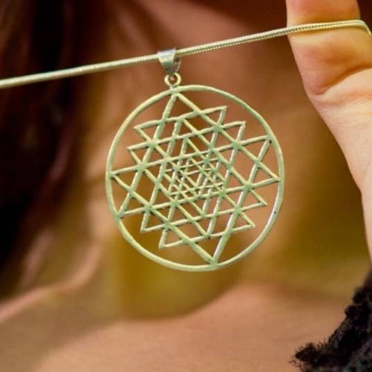 Arya Clothing - Wholesale Pendant/charm necklace - Sri Yantra Pendant Sacred Geometry Pendant - Brass4
