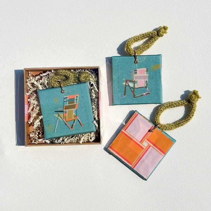 Ornement "Happy Place" bleu sarcelle | Fait main pour la vente par Kristin Cronic Studio