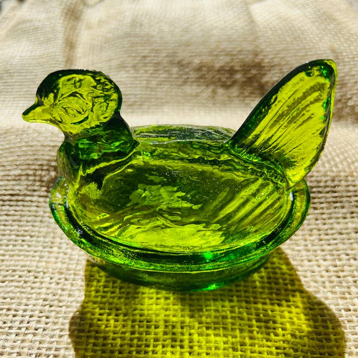 Kitchen One - Wholesale Decorative Plate/Dish/Bowl - Nesting Hen Bowl - GREEN APPLE | Hand Blown Glass2