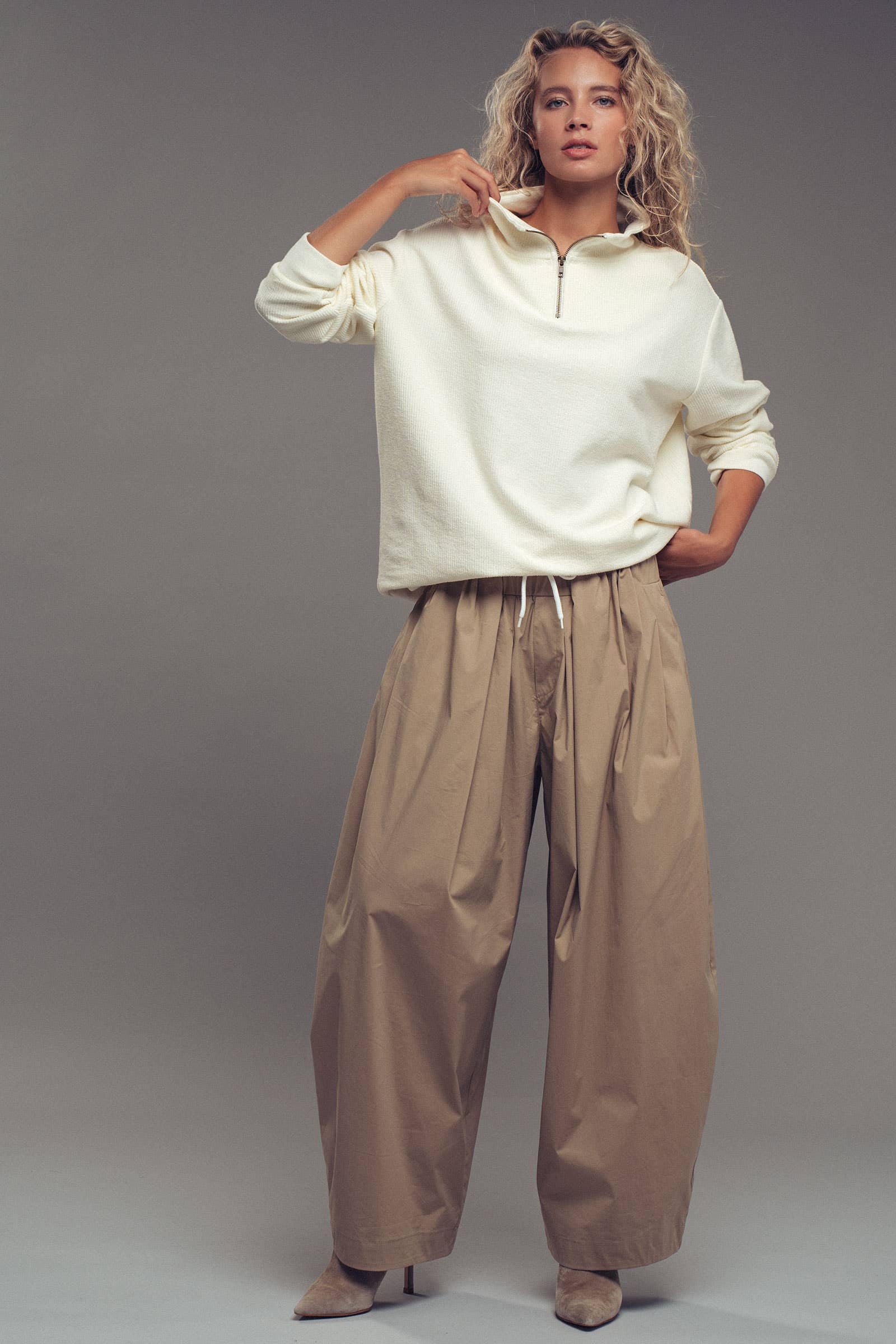 Urban Daizy - Wholesale Sweatshirt - Women's - Vintage Washed Quarter Zip Ribbed Sweatshirt14