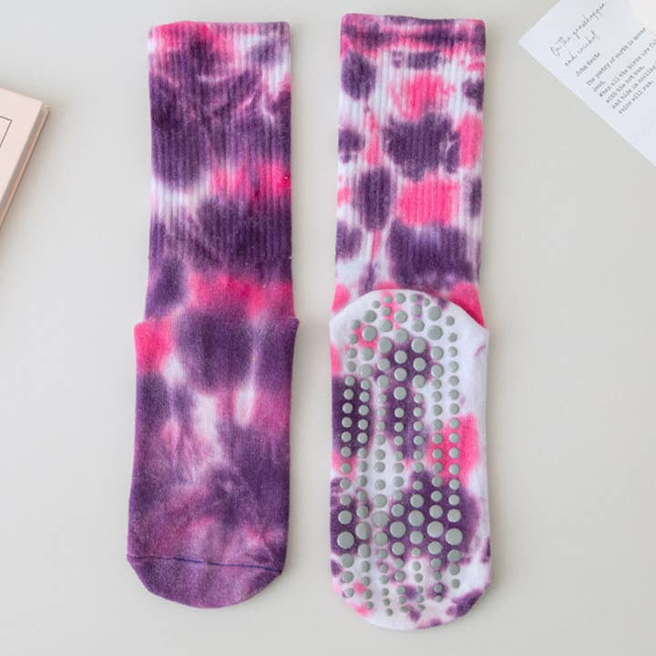 ACCITY - Wholesale Socks - Women's - PILATES ANTI-SLIP SOCKS FOR WOMEN MIDDLE TUBE_CWMS0239