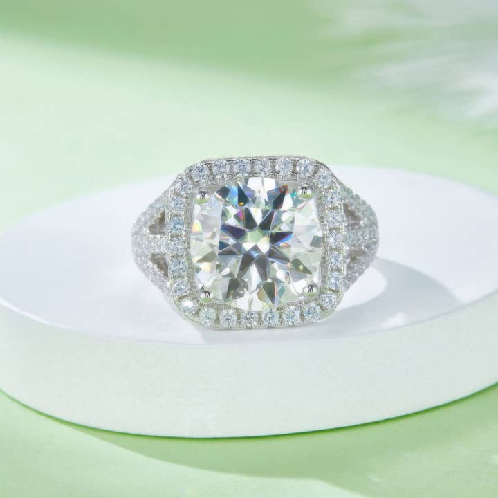 Sparkile - Wholesale Cocktail/Statement Ring - 5 Carat Moissanite Engagement Ring