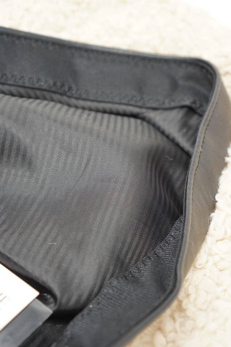 Olive & Pique – wholesale Beret – Women's – Sherpa Textured Statement Beret, Vegan Leather Piping, Beige3