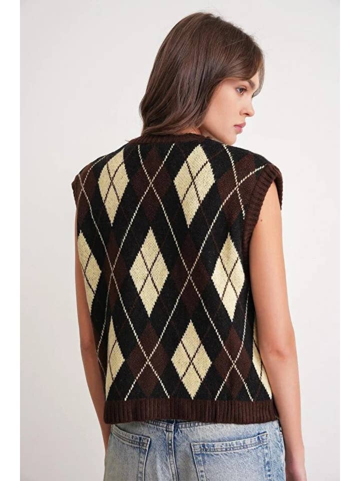 Hoxton Gal - Wholesale Sweater Vest - Women's - Argyle Pattern Knit Sweater Vest11