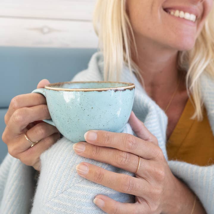 Atlantic Blankets - Wholesale Throw Blanket - Light Duck Egg Blue Herringbone Wool Blanket