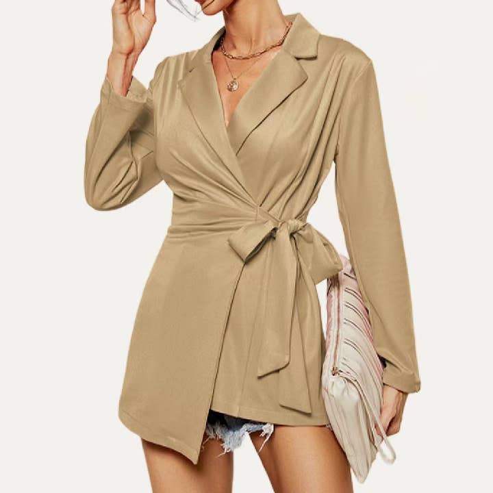 Trendy blazer met lange mouwen en effen kraag en striksluiting voor wholesale door The Moment Collection