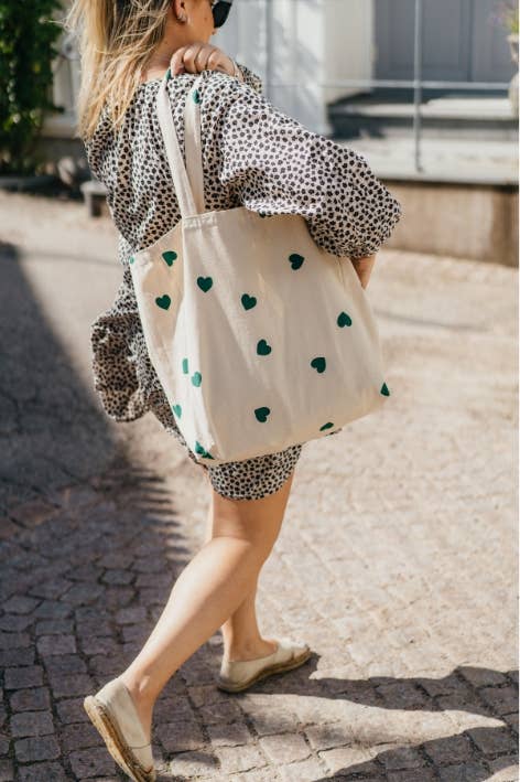 OMOM - Wholesale Tote Bag - Women's - Organic Tote ORIGINAL -Green hearts3