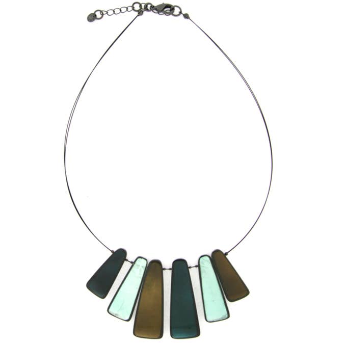 collana in conchiglia in resina per la vendita all'ingrosso da parte di Culture Mix