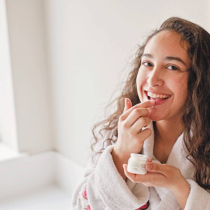 Zandra Beauty - Wholesale Lip Scrub/Polish - Zandra Lip Scrub8