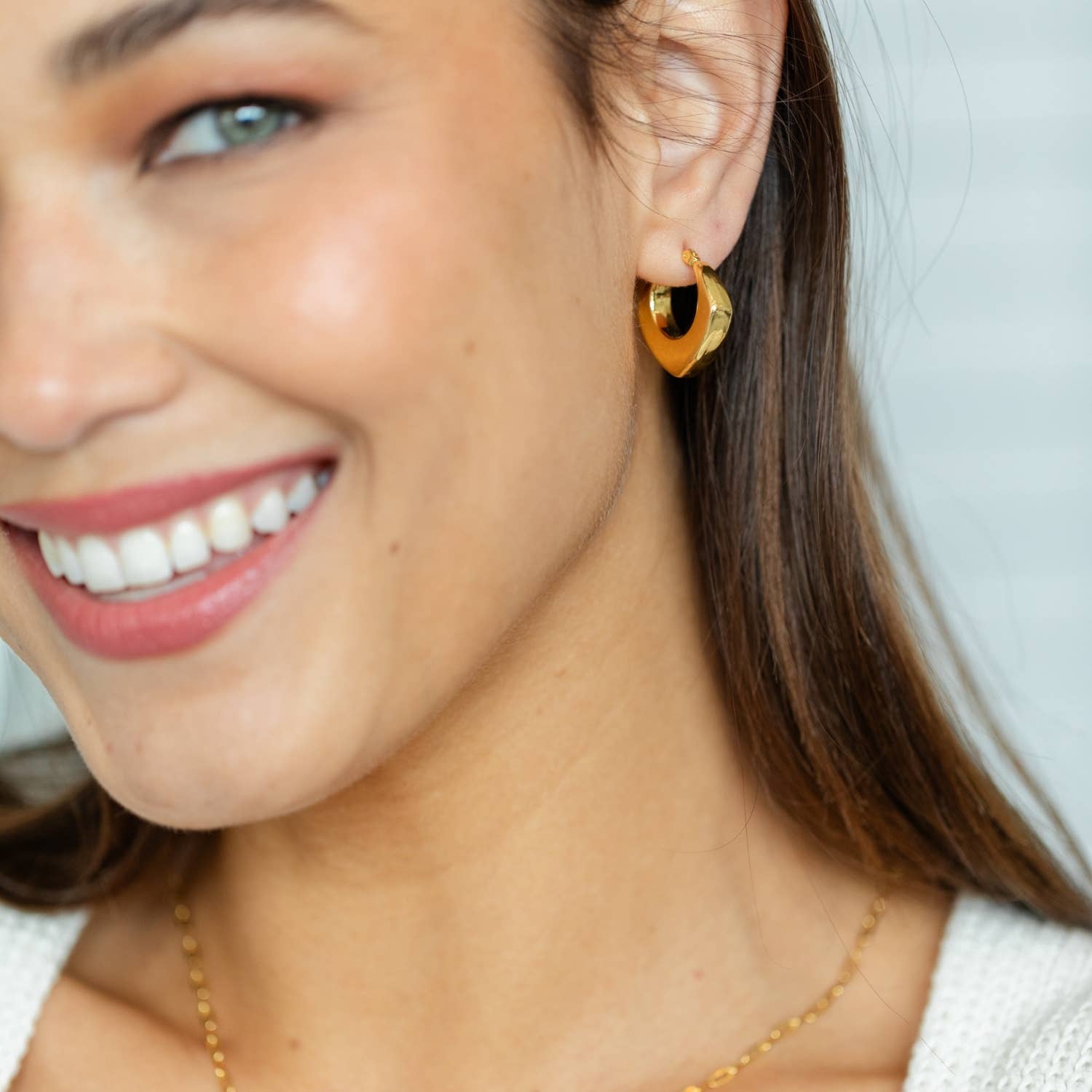 Splendid Iris - Wholesale Huggie Earrings - Wide Angled Latch Huggies1