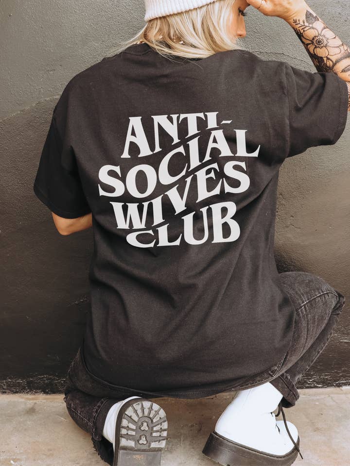 ANTI SOCIAL WIVES CLUB TEE for wholesale by LOLA MAGNOLIA