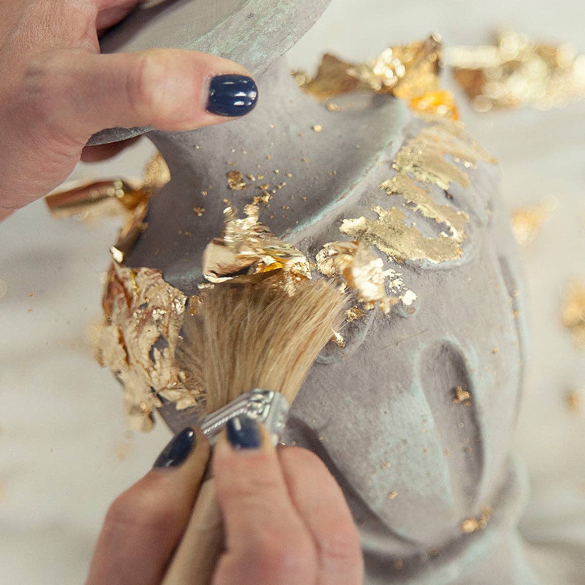 A Makers' Studio - Wholesale Paint/Wax Brush - 2.0" Natural Chip Brush1