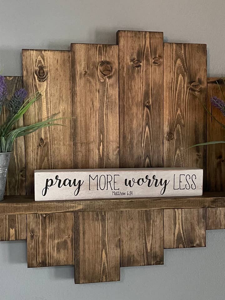 Pallet wood wall hanging with shelf for wholesale by Julie and bills crafts