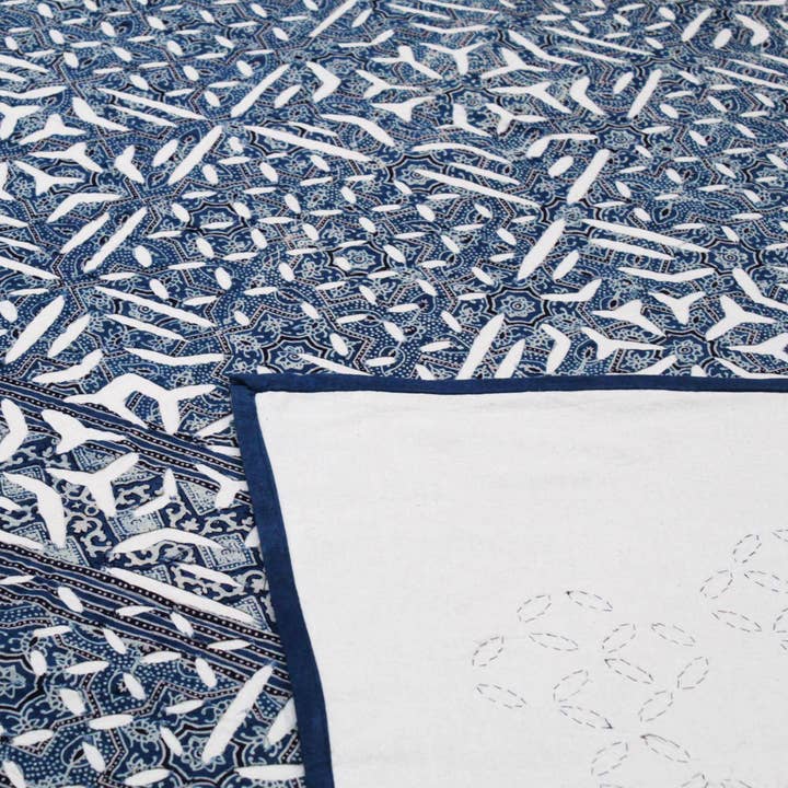 Indische Applikation Cutwork Kantha bestickte Betten - Indigo Blau für den Großhandel von Kantha Decor