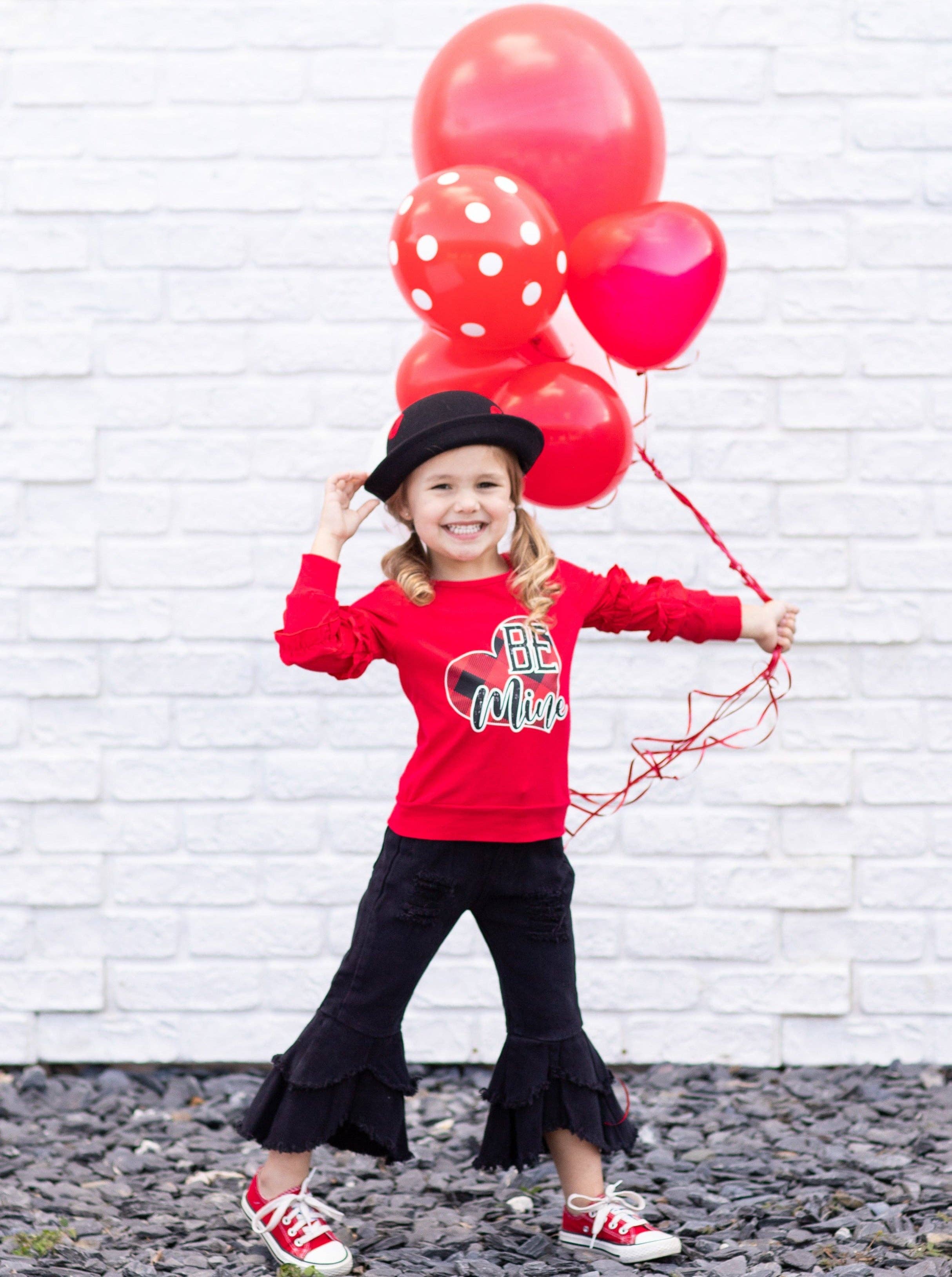 Rosso Top con volant e set di jeans con fondo a zampa d'elefante Be Mine Heart in vendita all'ingrosso su Faire6