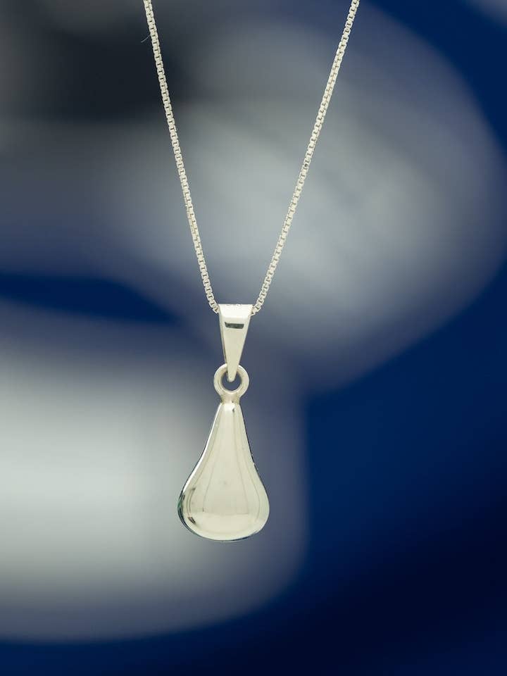 Elara Sterling Silver Necklace for wholesale by Standout Boutique