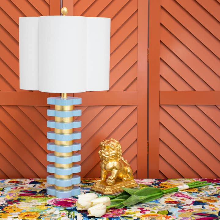 Lampe Quatrefoil Bleu Clair pour la vente par Couture Lamps