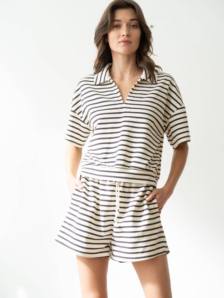 ELASTICIZED STRIPED CASUAL SHORTS for wholesale by ELLE GREY