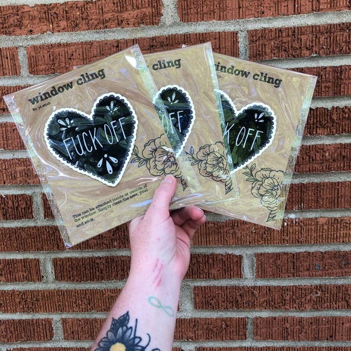 Black Heart Fuck Off Fenêtre Accrochage pour la vente par jd.stitch