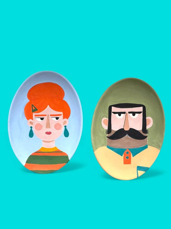 Parret (eller flere) keramiske tallerkener for engroshandel hos Thetis Art Studio