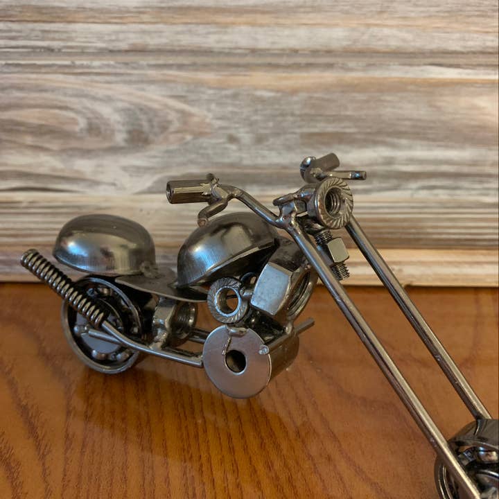Magnifique Hearts - Wholesale Decorative Tabletop Object - Upcycled Handmade Vintage Motorcycle Model, Handmade Bike