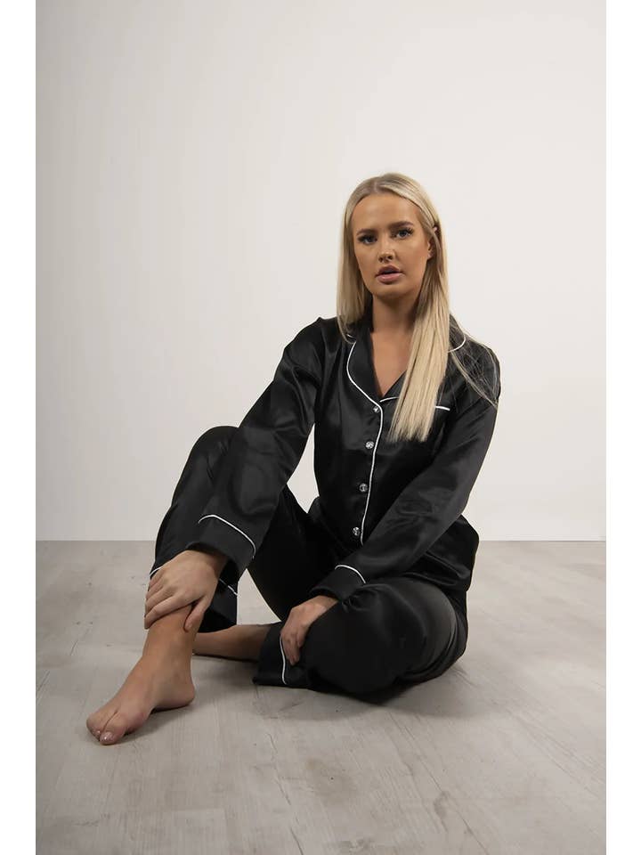 Femme Luxe – wholesale Sleepwear set – Women's – Black Piping Detail Long Sleeve Satin Pyjama Set - Alena1