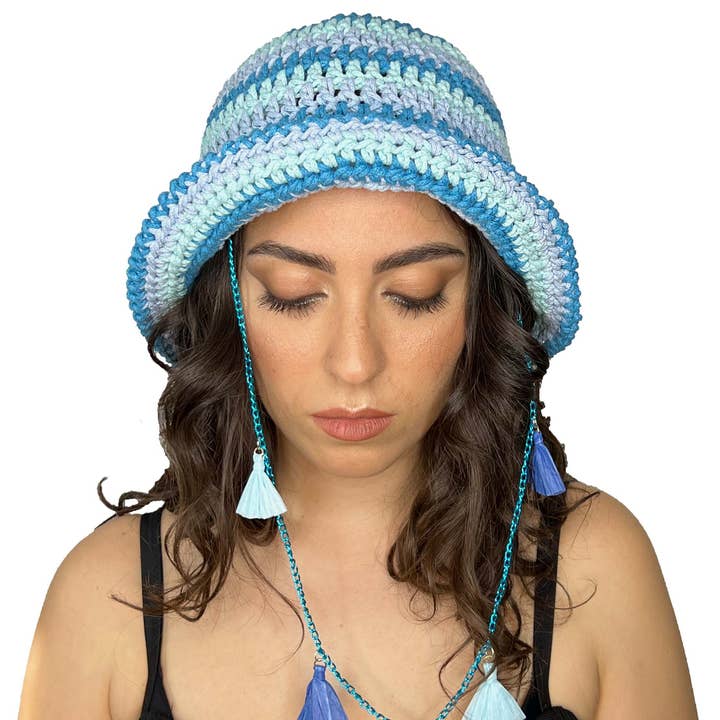 Tétè Accessories - Wholesale Bucket Hat - Women's - Cappello all'uncinetto a righe azzurro e grigio2