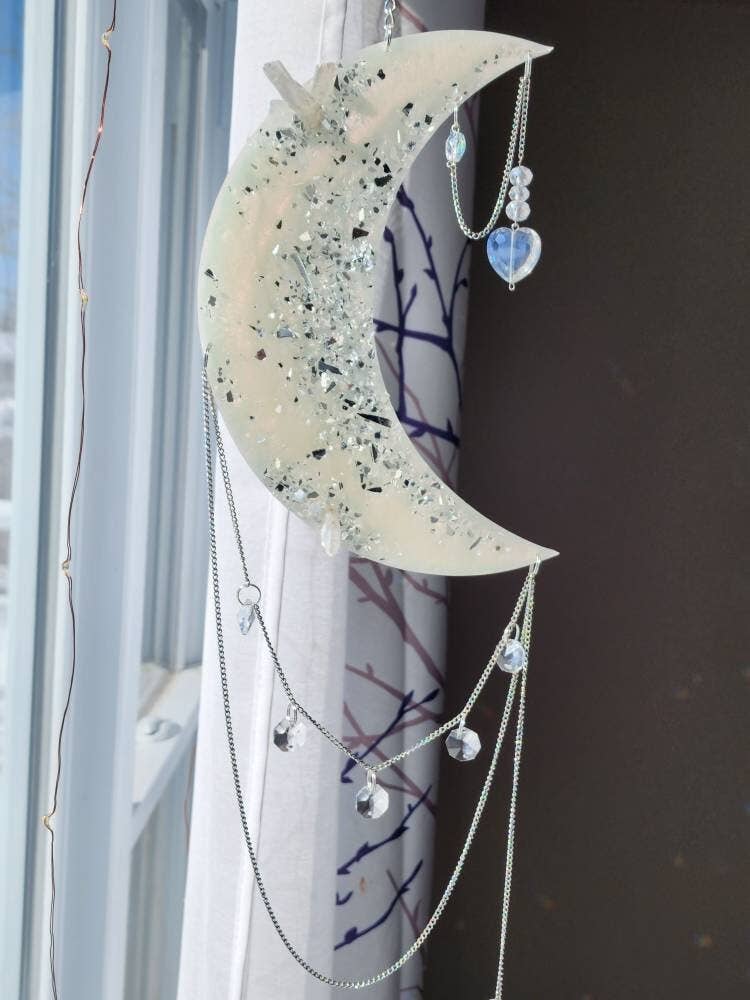 Grey Stone boutique - Wholesale Suncatcher - Pearl Moon Quartz Crystal Suncatcher: Rainbow Room Decor7