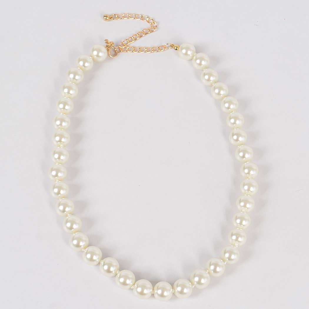 Ivory Simple Pearl Bead Lined Necklace for wholesale on Faire2