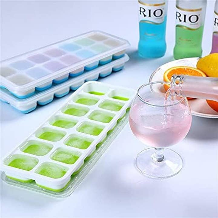Vigor Path - Wholesale Ice Tray/Mold - 4 Pack Silicone stackable Ice Cube Trays - (White+Green)