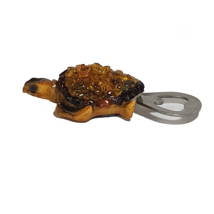 Décapsuleur Tortue Ambre KIZIMA – Cadeau Aimant Brooklyn Hommes pour la vente par KIZIMA