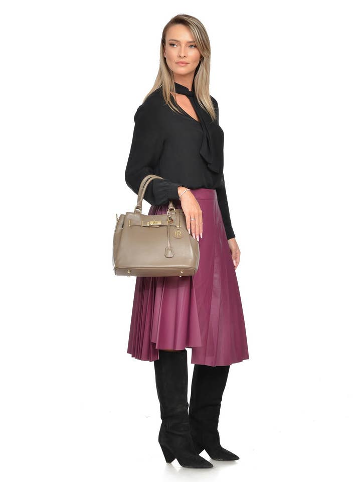 AW25 IR 125 FANGO for wholesale by Isabella Rhea