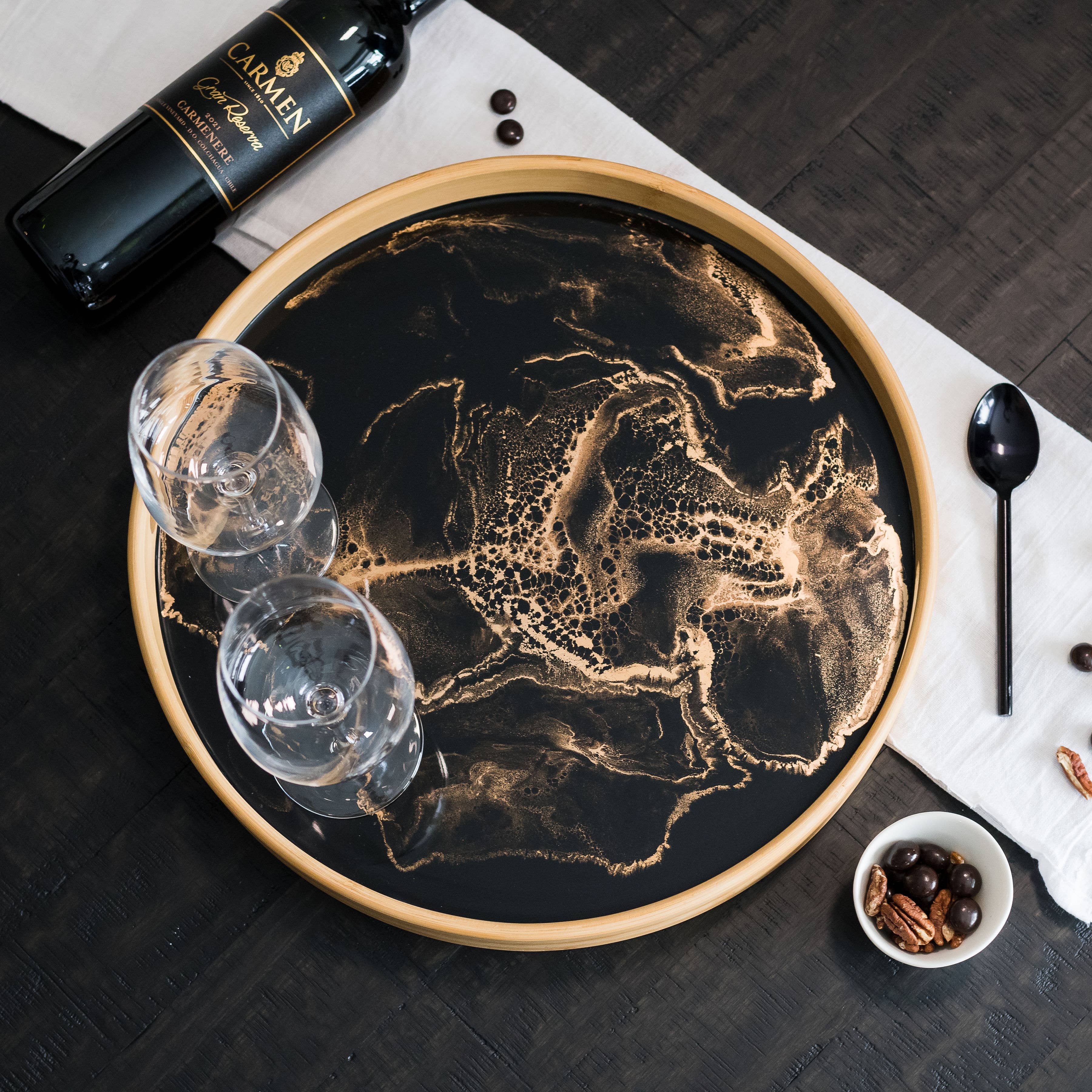 Lynn & Liana Designs – wholesale Serveringsfat – Runda serveringsbrickor i bambu med harts – inga tullavgifter!8