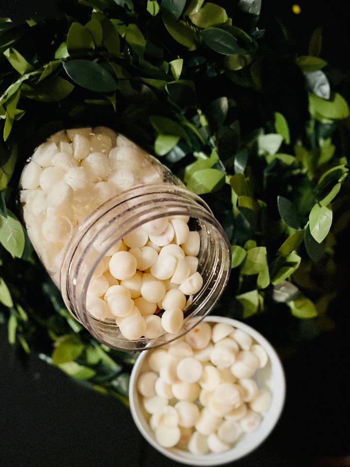 Set Free Wax Melts for wholesale by Akele Candle Company