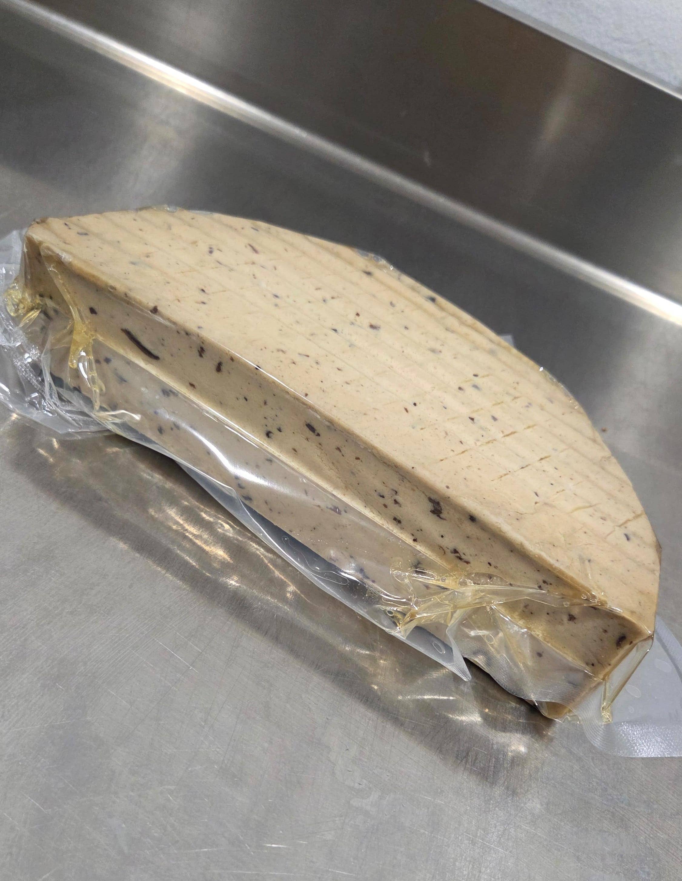 GOURMET VEGAN S.L - Wholesale Shelf Stable Prepared Meal - NO CHEESE TRUFFLED WITH MUSHROOMS BIG FORMAT