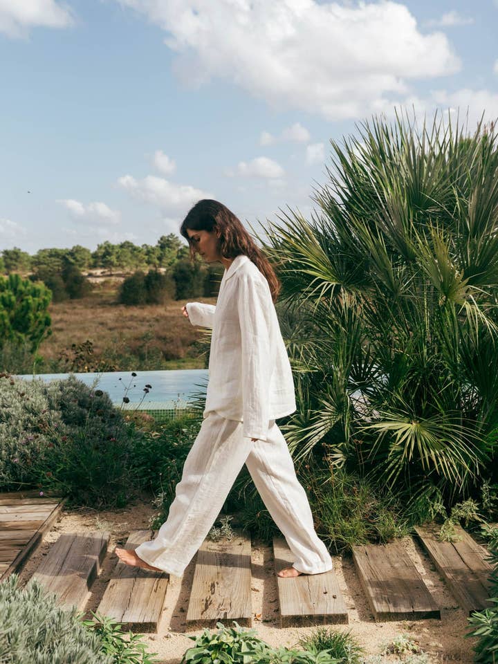 AmourLinen - Wholesale Sleepwear Set - Women's - Long sleeve pyjama set NIGHTLY in White11