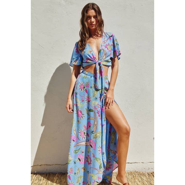 Set top con nodo trasparente e gonna a tulipano per la vendita all'ingrosso da parte di Dress Forum