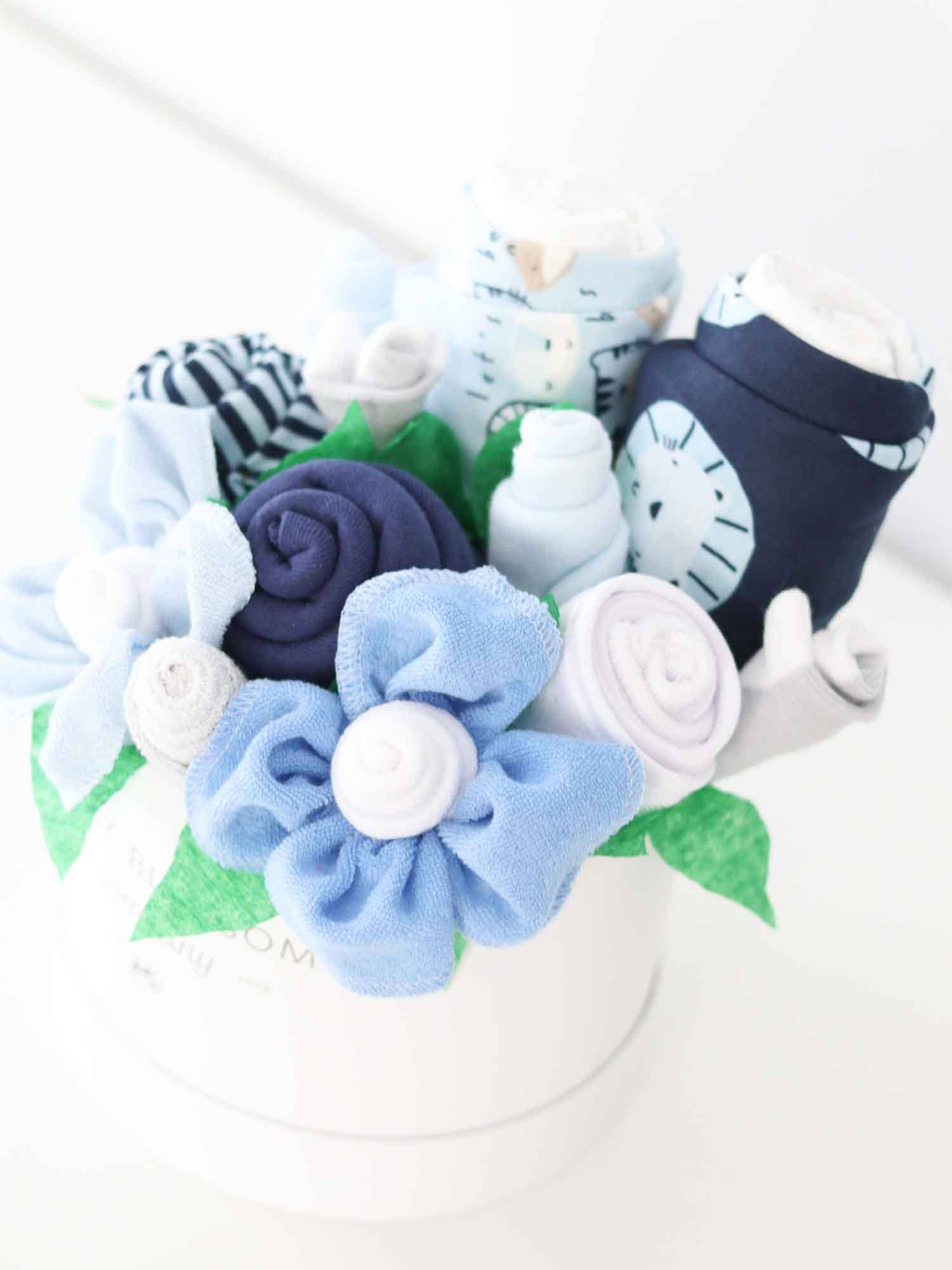 Baby Blossom Company - Vendita all'ingrosso Set/confezione regalo per neomamme - Cesto regalo per neonato - Little Boy Blue2