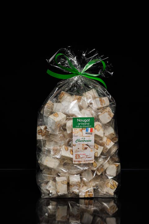 Confezione da 1 kg di torrone morbido alla Chartreuse per la vendita all'ingrosso da parte di Doulce France