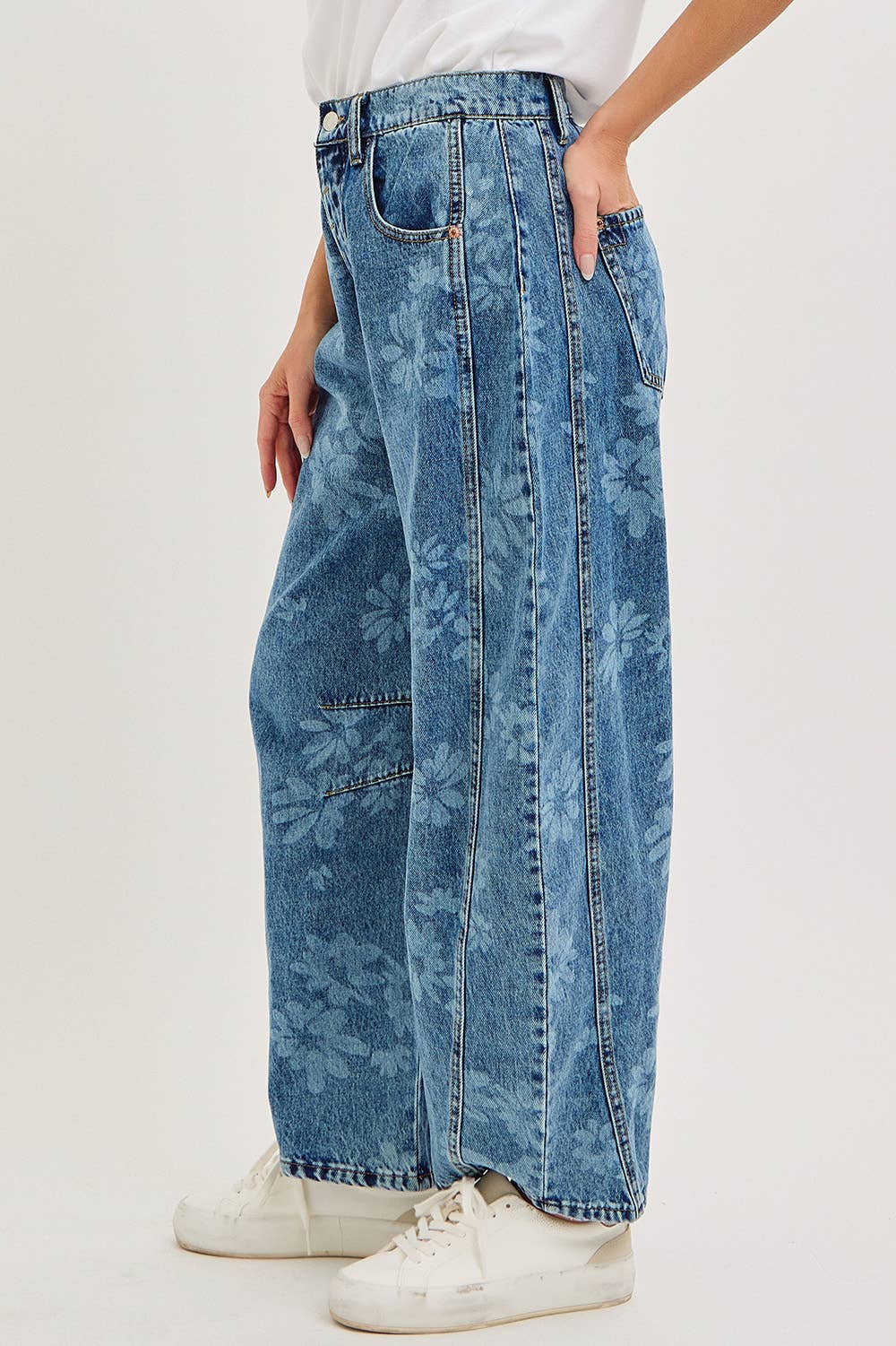 FLORAL PRINT DENIM BARREL JEANS for wholesale on Faire1